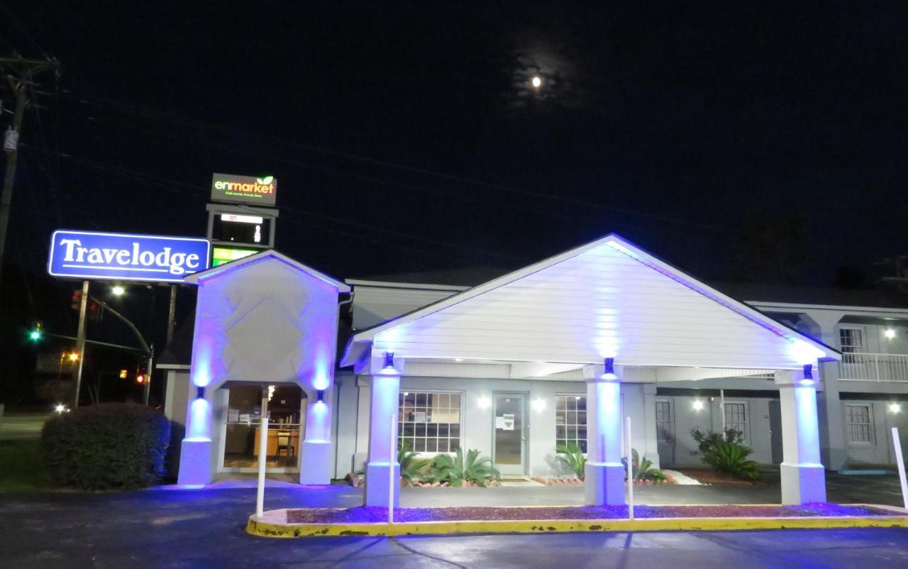 ทราเวลลอดจ์ บาย วินด์แฮม วอลเตอร์โบโร Hotel วอเทอร์โบโร ภายนอก รูปภาพ